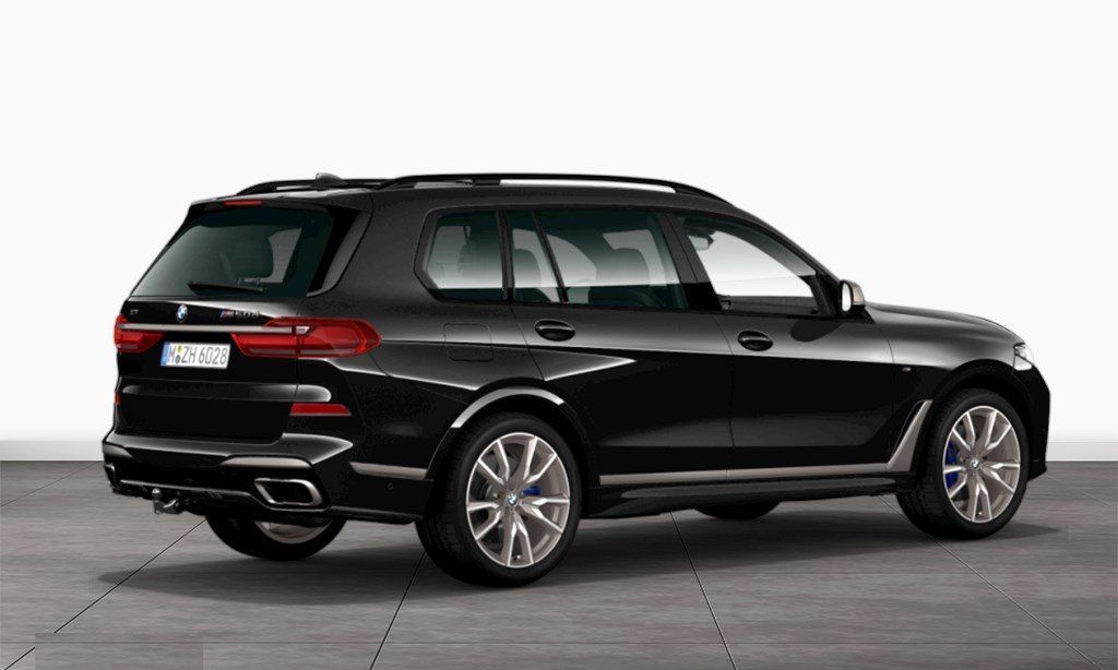 BMW X7 M50d Mpaket | předváděcí auto | skladem | od autorizovaného prodejce | černá metalíza | super cena | top stav | online nákup | autoibuy.com